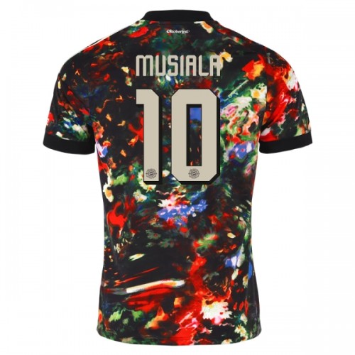 Officiële Voetbalshirt FC Bayern München Musiala 10 Oktoberfest 2026-27 - Heren Officiële Voetbalshirt FC Bayern München Musiala 10 Oktoberfest 2026-27 - Heren